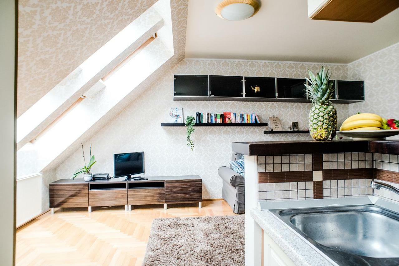 Hollo Apartment - Private Garage - A/C Budapest Extérieur photo